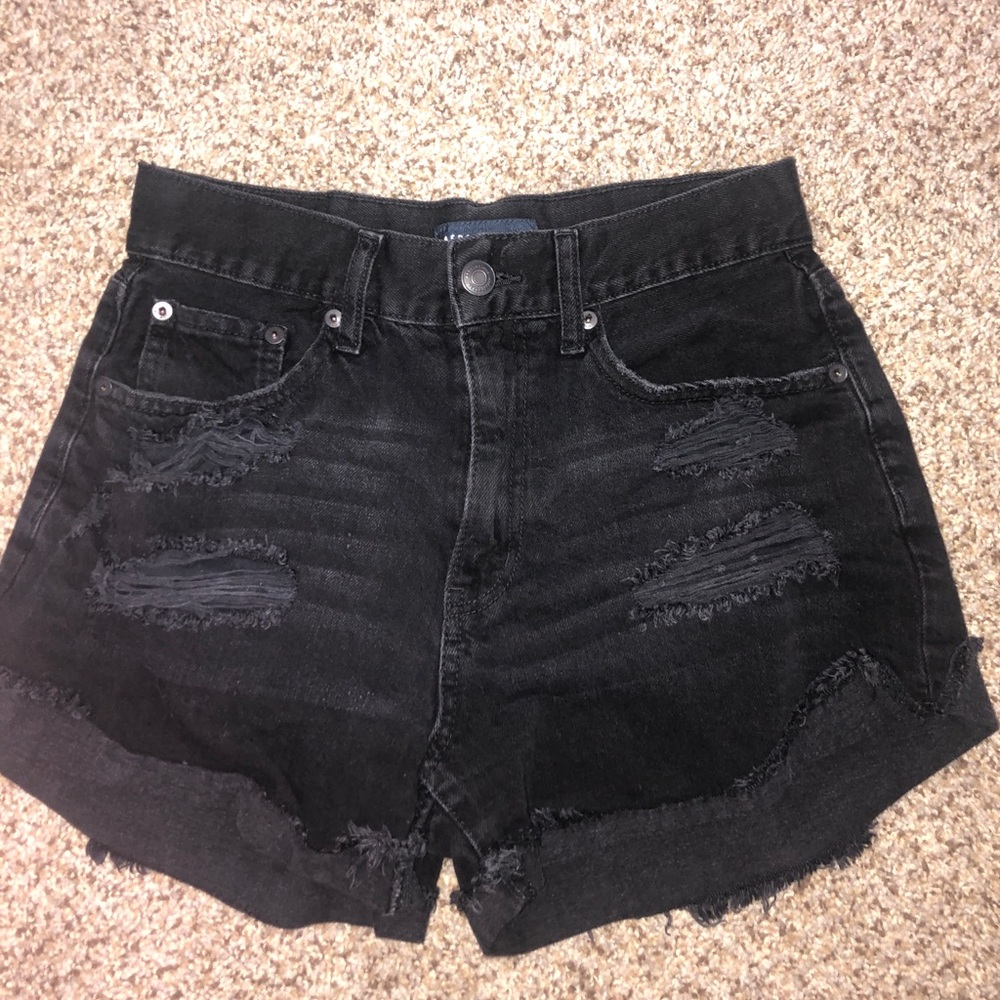 Aeropostale High Waisted Distressed Mom Short
